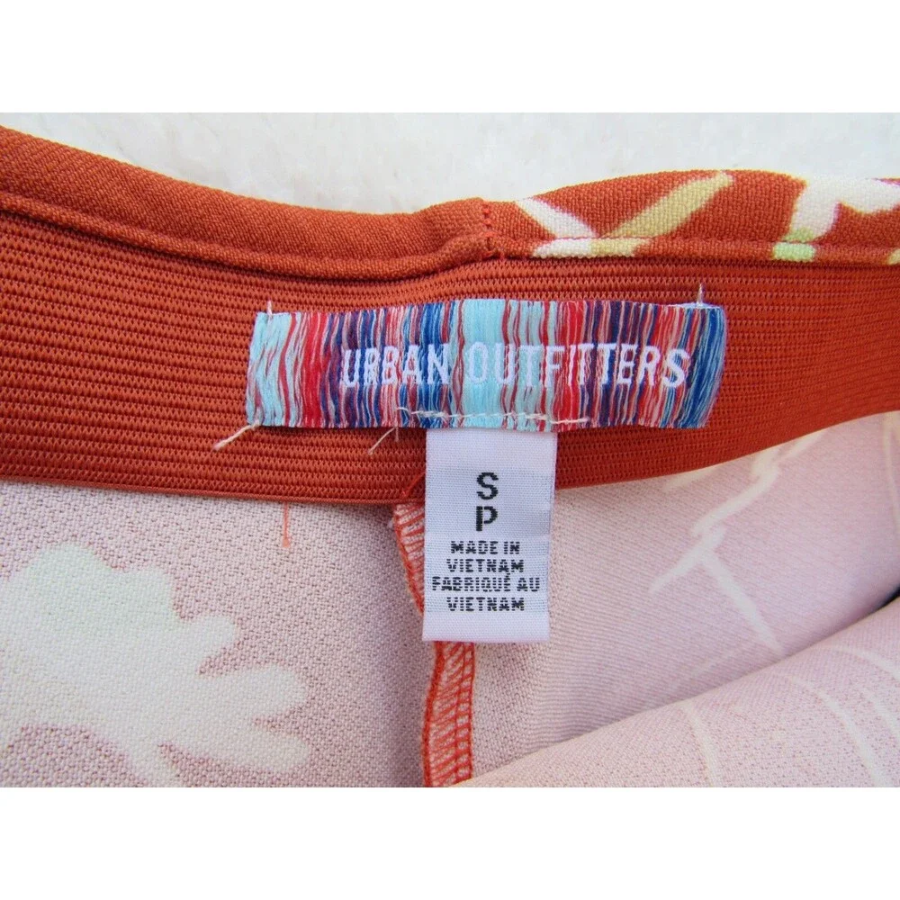 Urban Outfitters urban outfitters